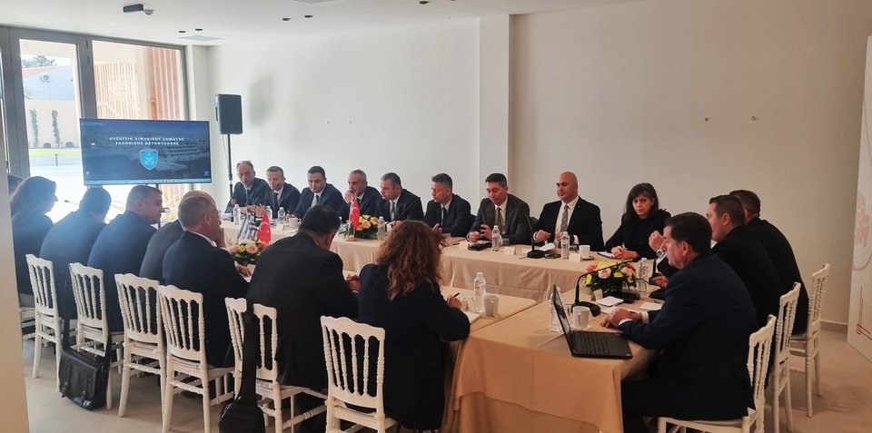 Ελληνική και Τουρκική ακτοφυλακή κατά τη διάρκεια συζητήσεων