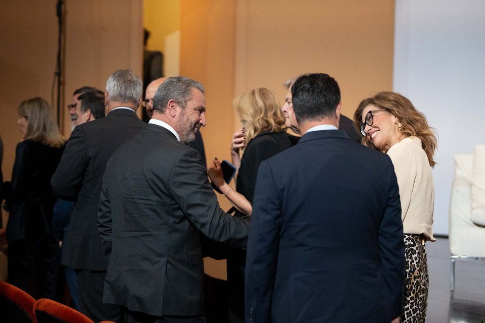 Ο Αλέξανδρος Εξάρχου με τον Αδωνι Γεωργιάδη και την Ευγενία Μανωλίδου