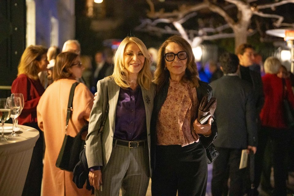 Η Ελλη Στάη με την Σύμβουλο Εκδοσης του iefimerida.gr Σοφία Γιαννακά 