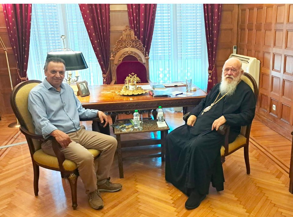 Ο Δήμαρχος Αγράφων Αλέξης Καρδαμπίκης ευχαρίστησε τον Αρχιεπίσκοπο κ. Ιερώνυμο για την βοήθεια της «ΑΠΟΣΤΟΛΗΣ»