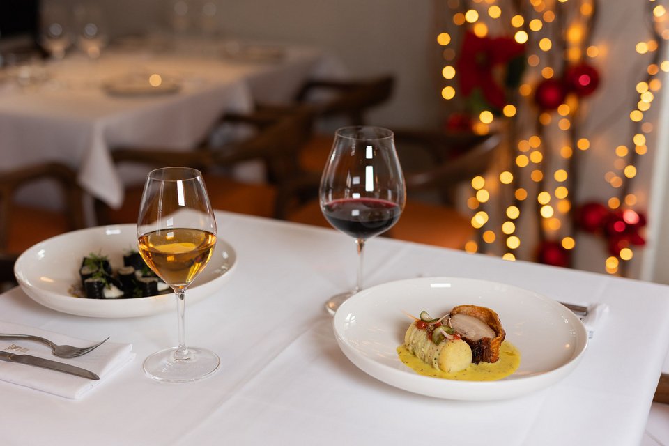 Xmas δημιουργίες από τον σεφ Νίκο Καραθάνο για το Ateno Cook &amp; Deli 