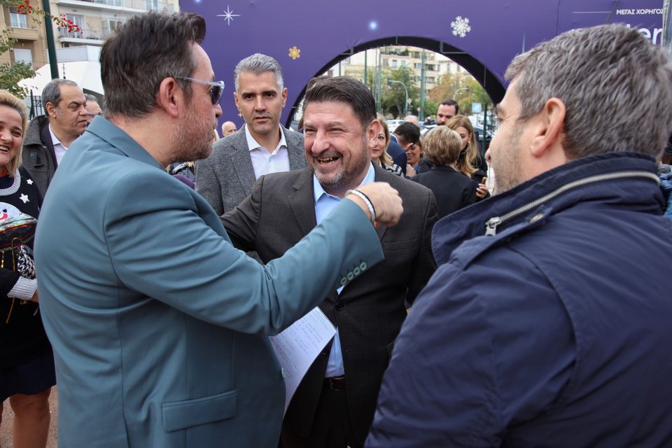 Ο Νίκος Χαρδαλιάς με τον παρουσιαστή και δημοσιογράφο Θέμη Γεωργαντά