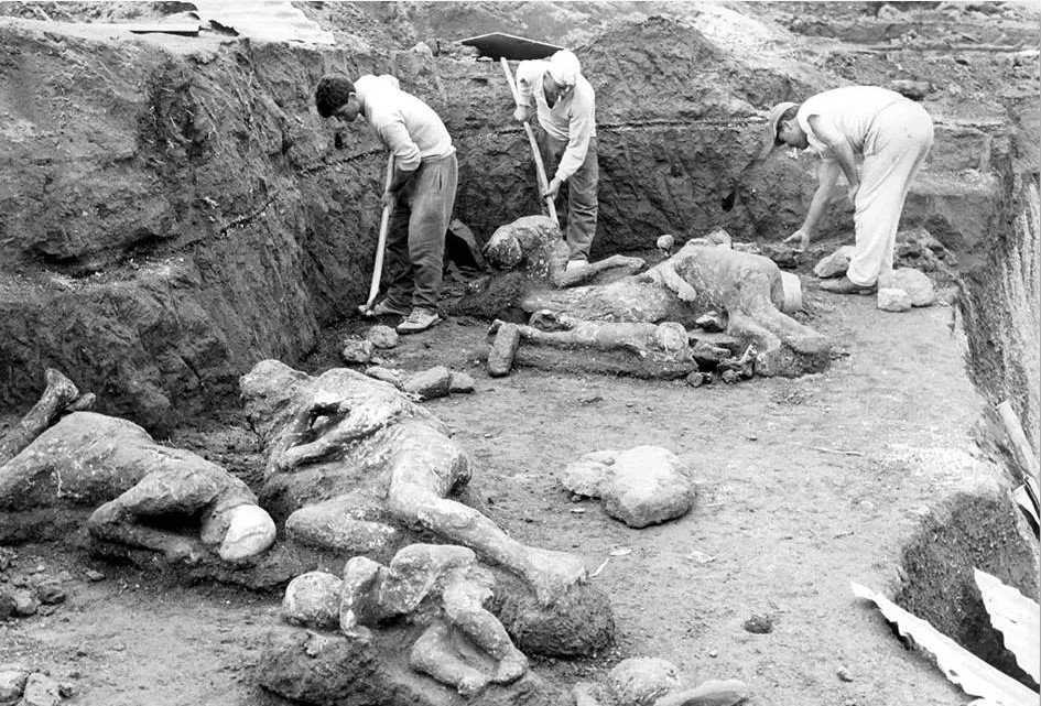 Οι «Φυγάδες» που βρέθηκαν το 1961 / POMPEIISITES.ORG
