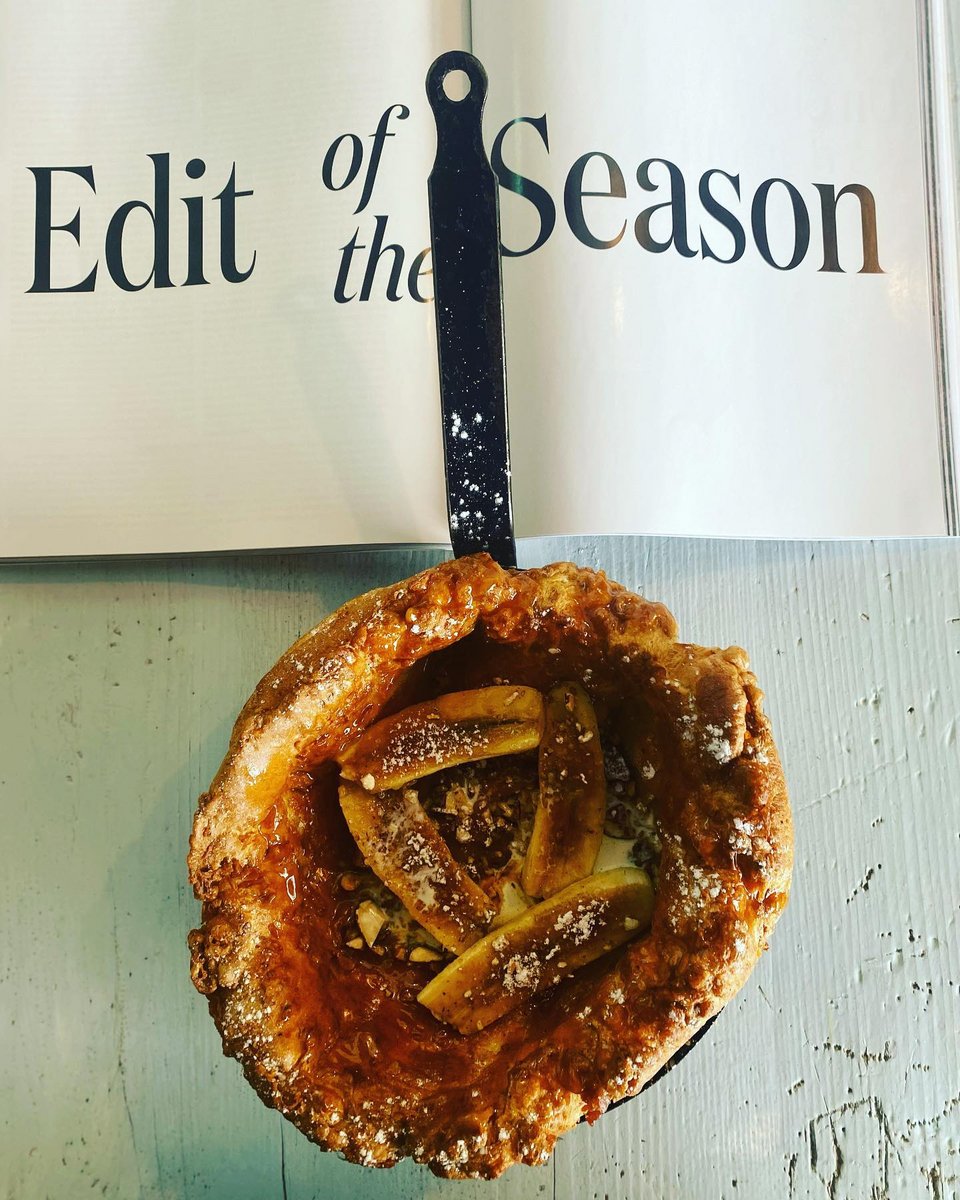 To viral Dutch Baby Pancake του Different Beast / Φωτογραφία: differentbeastathens/Instagram