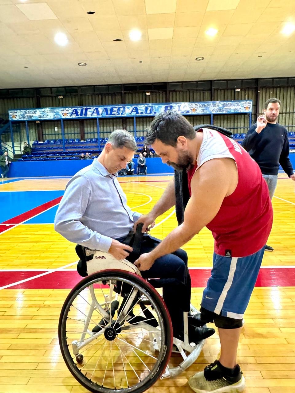 Χάρης Θεοχάρης