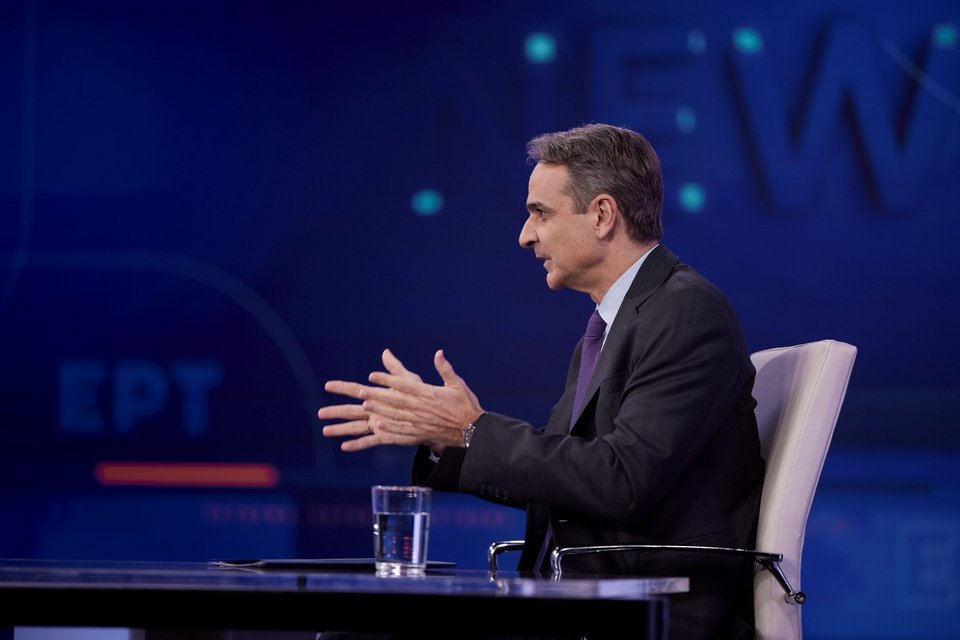 Ο Κυριάκος Μητσοτάκης στη συνέντευξησ την ΕΡΤ -Φωτογραφία: Γ.Τ Πρωθυπουργού / ΠΑΠΑΜΗΤΣΟΣ ΔΗΜΗΤΡΗΣ