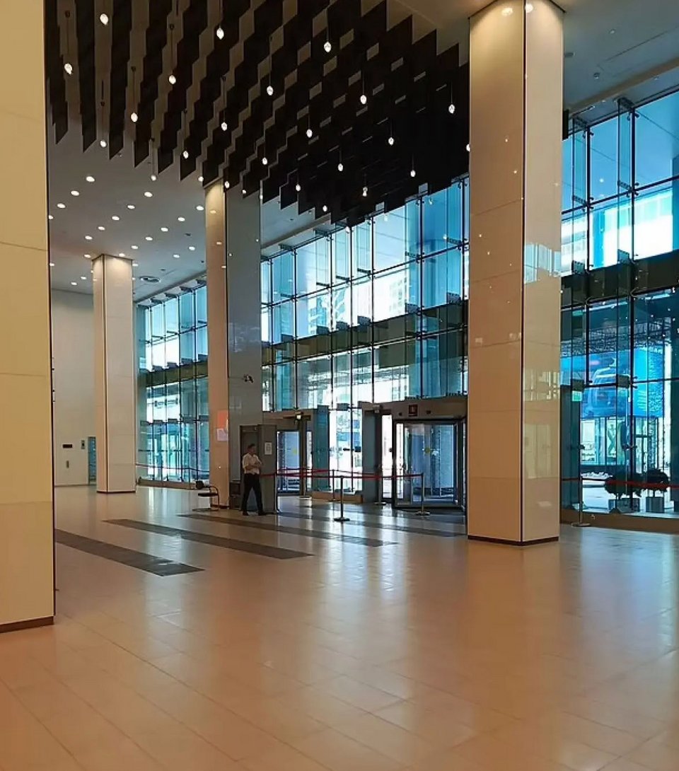 Το lobby του πύργου