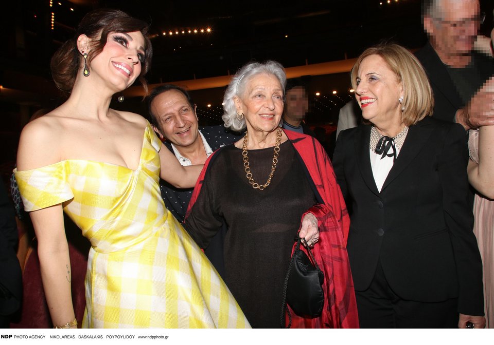 Στέλλα Γκρέκα, Κατερίνα Παπουτσάκη, Λόλα Νταϊφά και Σπύρος Μπιμπίλας 