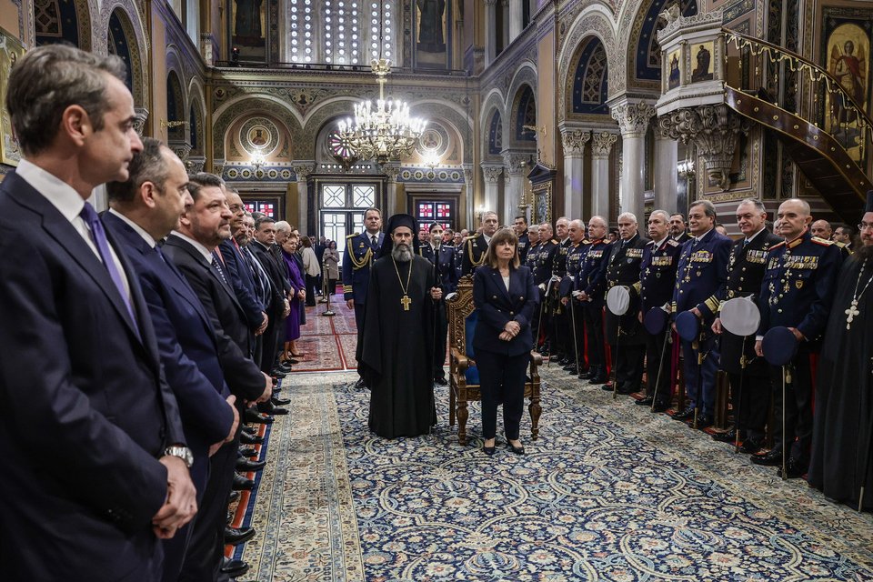 Κυριάκος Μητσοτάκης, Γιάννης Πλακιωτάκης, Νίκος Χαρδαλιάς και στη μέση η Κατερίνα Σακελλαροπούλου / ΙΝΤΙΜΕ