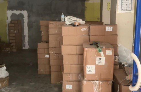 Οι αρχές κλείνουν ένα χώρο παραγωγής νοθευμένων αλκοολούχων ποτών, Κωνσταντινούπολη