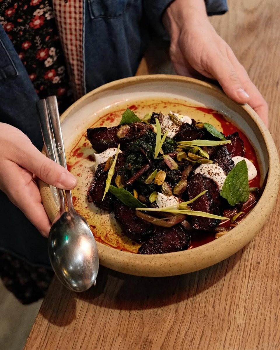 H σαλάτα με παντζάρια στο Annie Fine Cooking στον Νέο Κόσμο / Φωτογραφία: annie_finecooking/Instagram