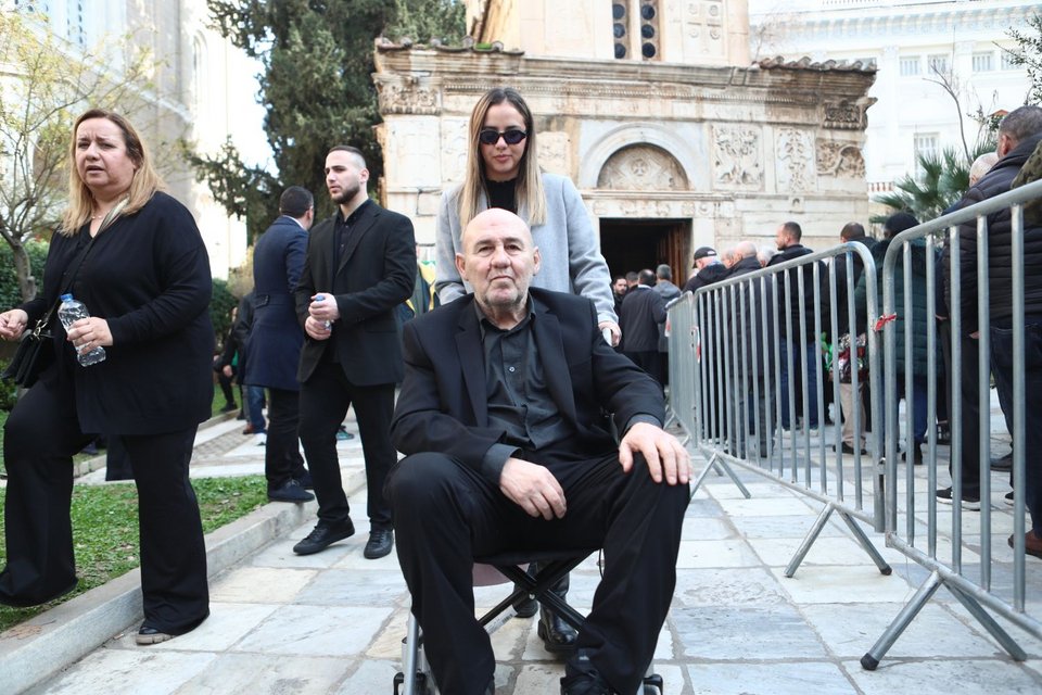 Λεωνίδας Δομάζος, ετεροθαλής αδελφός του Μίμη