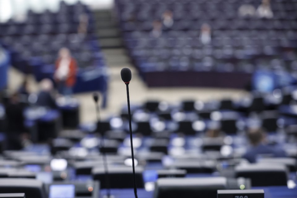 Συζήτηση στο Ευρωκοινοβούλιο με ελάχιστους συμμετέχοντες/AP