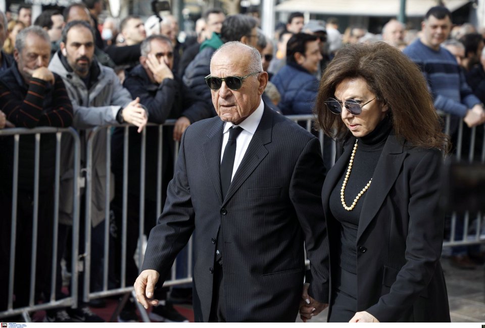 Ο Βασίλης Κωνσταντίνου με τη σύζυγό του