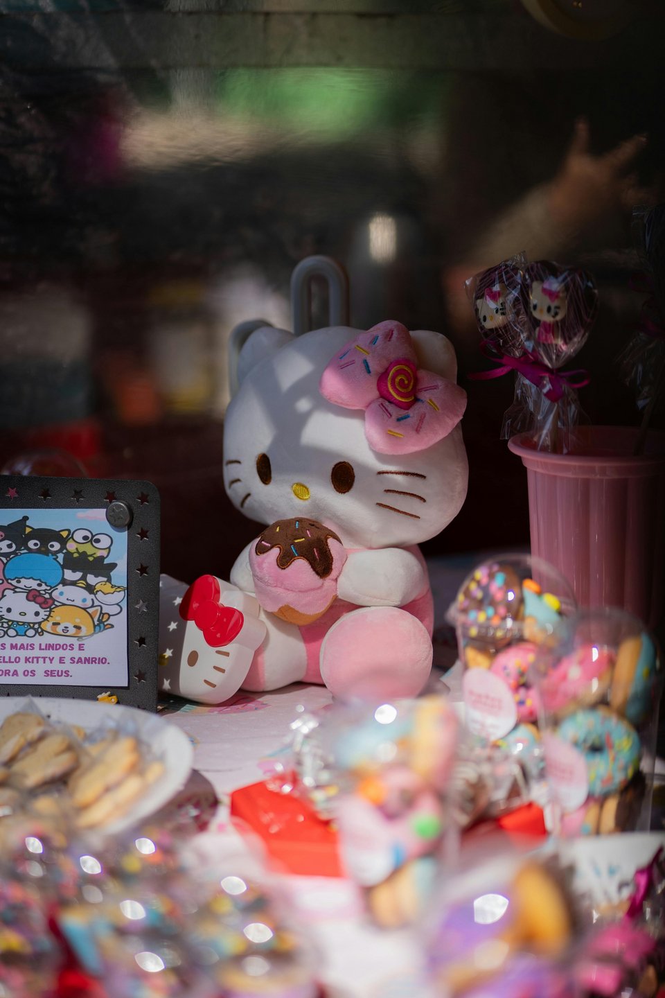Η κούκλα ενσαρκώνει την «kawaii» ή «χαριτωμένη» υποκουλτούρα της Ιαπωνίας / PEXELS