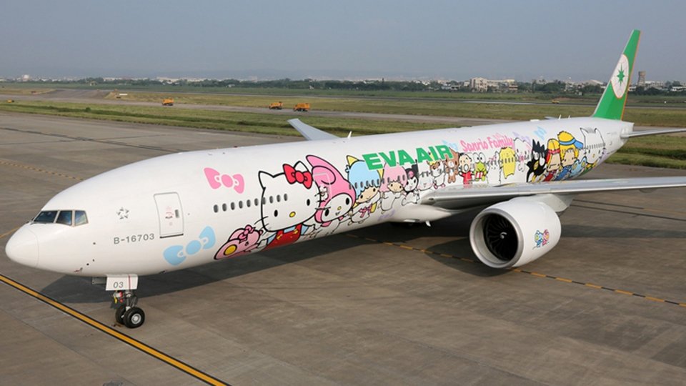 Ένα αεροπλάνο της Eva Air με τους χαρακτήρες της Hello Kitty / Chen Boyuan-VCG/Getty Images