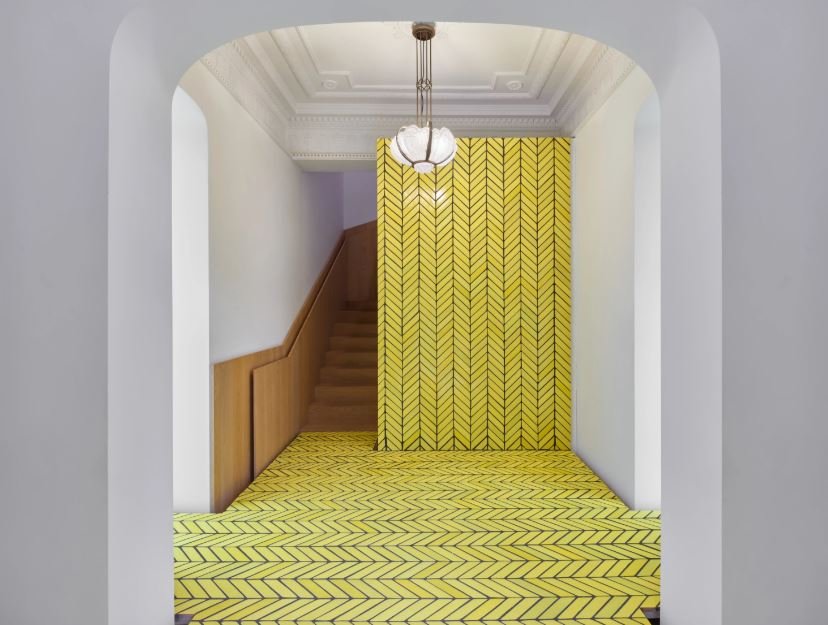  © Sarah Crowner,&nbsp;Night for Day, 2024, installation view,&nbsp;Photo: Stathis Mamalakis /Courtesy Gagosian 