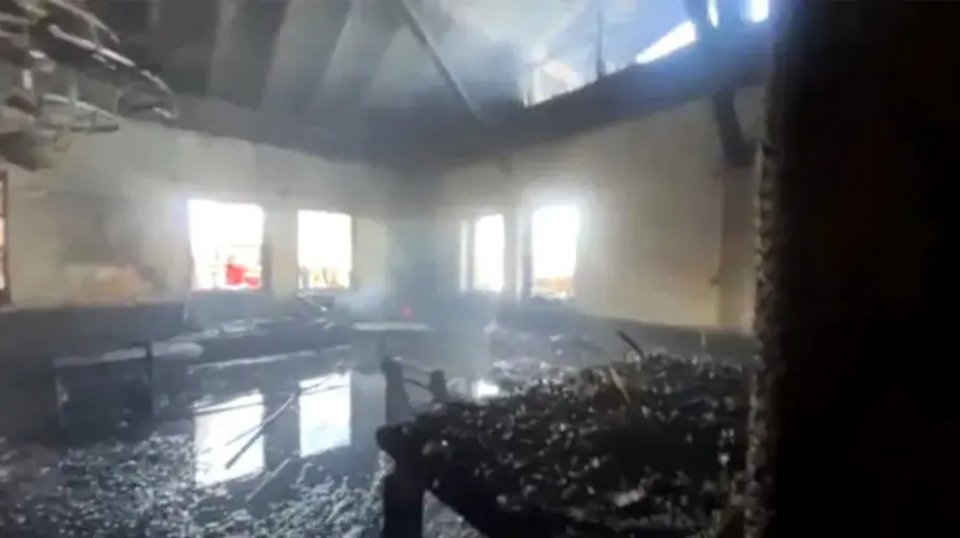 στάχτη το ξενοδοχείο στην Τουρκία