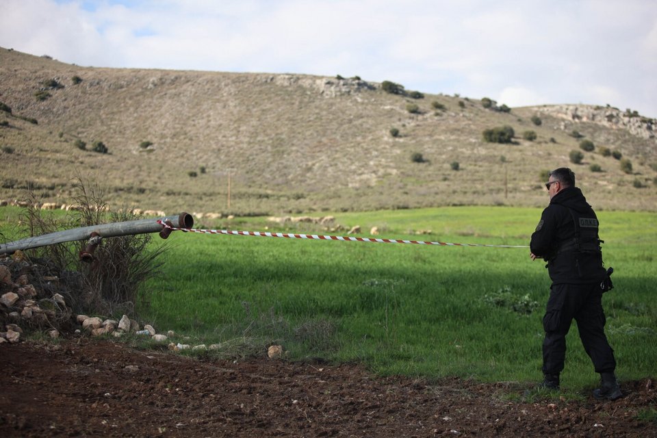 Αποκλείστηκε το σημείο όπου βρέθηκε η σορός / Φωτογραφία: larissanet