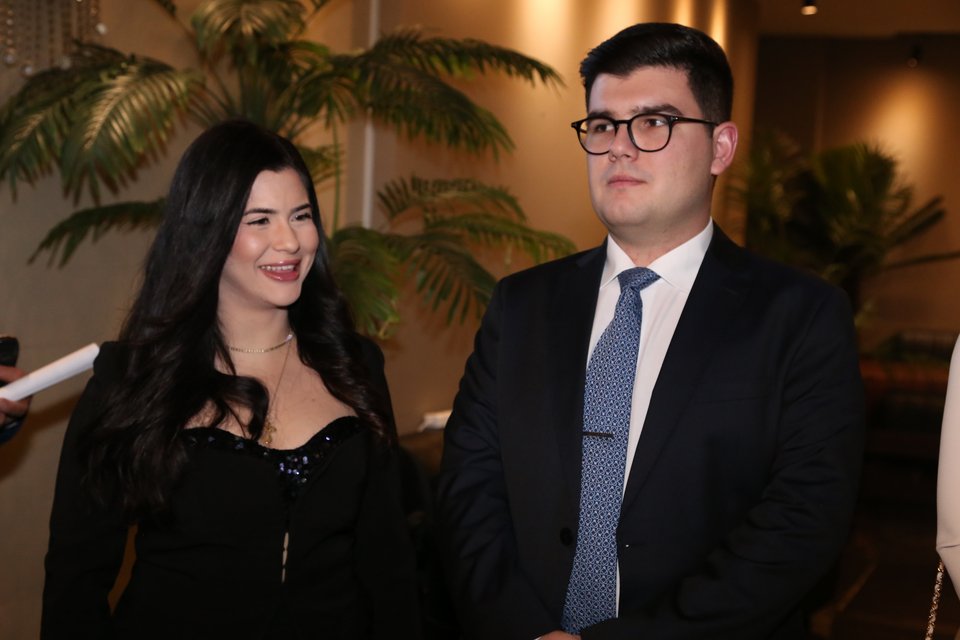 Η κ. Νανά Καράτζη και ο Deputy COO του Ομίλου Καράτζη, κ. Μίλτος Καράτζης 