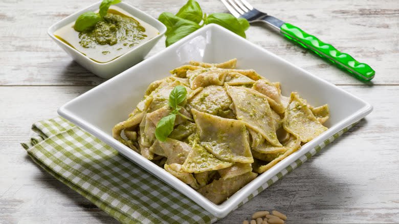 Τα τεσταρόλι μπορεί να μη μοιάζουν με ζυμαρικά με την πρώτη ματιά / WIKIPEDIA  