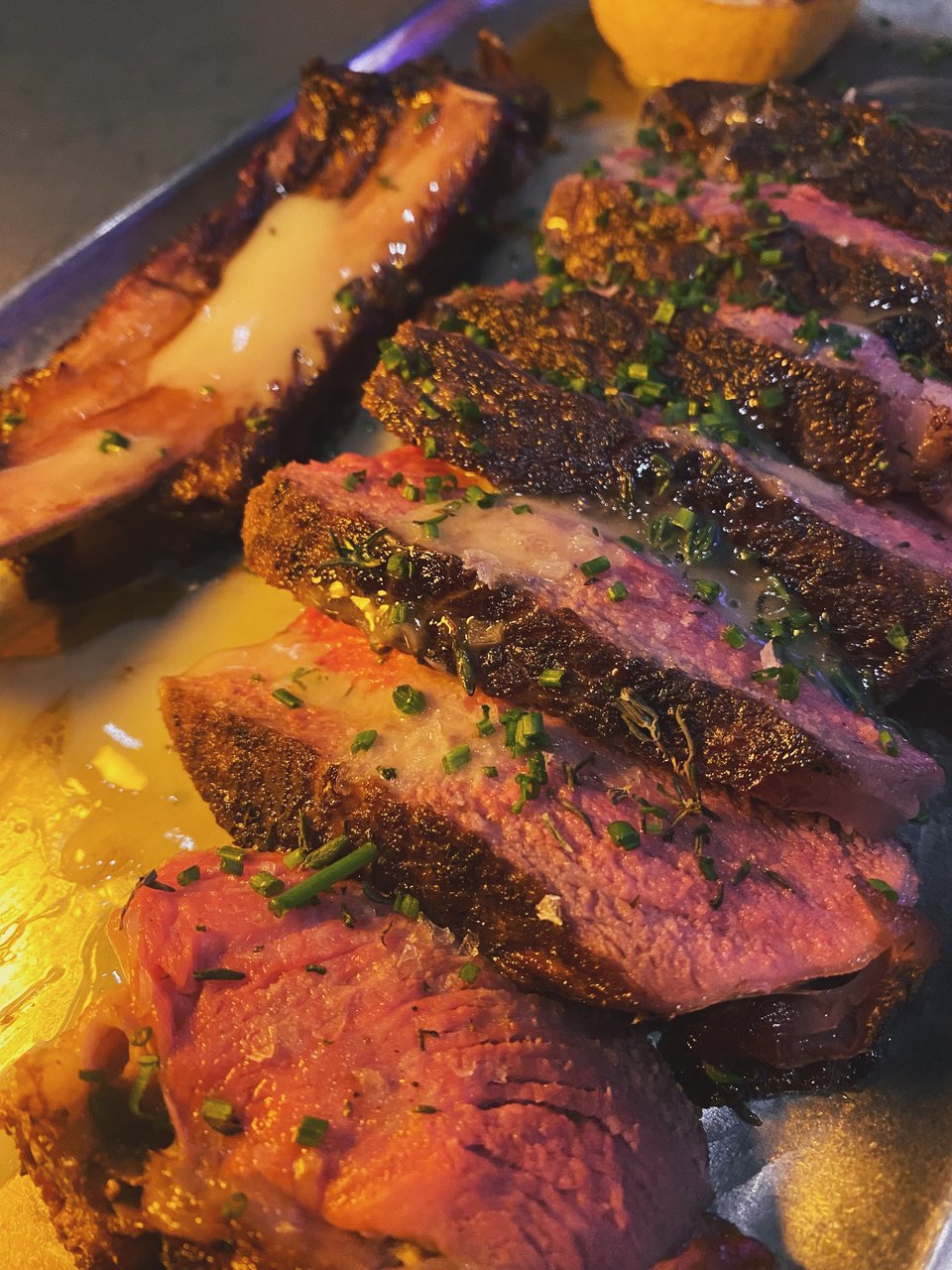 Ζουμερό T-Bone / Φωτογραφία: Μάνος Λειβαδάρος/iefimerida