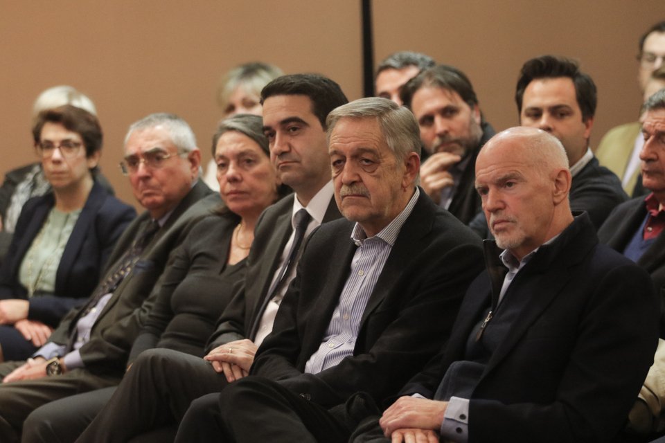 Από δεξιά ο Γιώργος Παπανδρέου, ο Πάρις Κουκουλόπουλος και ο Μιχάλης Κατρίνης/Eurokinissi