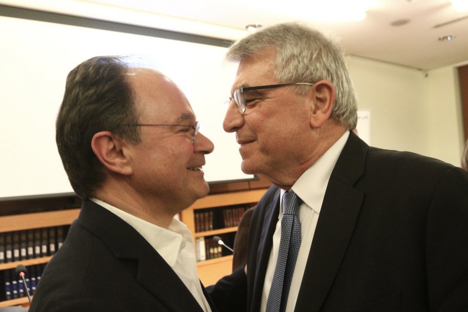 Ο Γιώργος Παπακωνσταντίνου με τον υφυπουργό Εργασίας, Παναγιώτη Τσακλόγλου/Eurokinissi