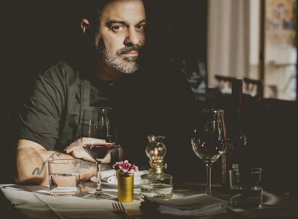 O chef patron του Aswtos Μιχάλης Μερζένης / Φωτογραφία: Εβίτα Σκουρλέτη