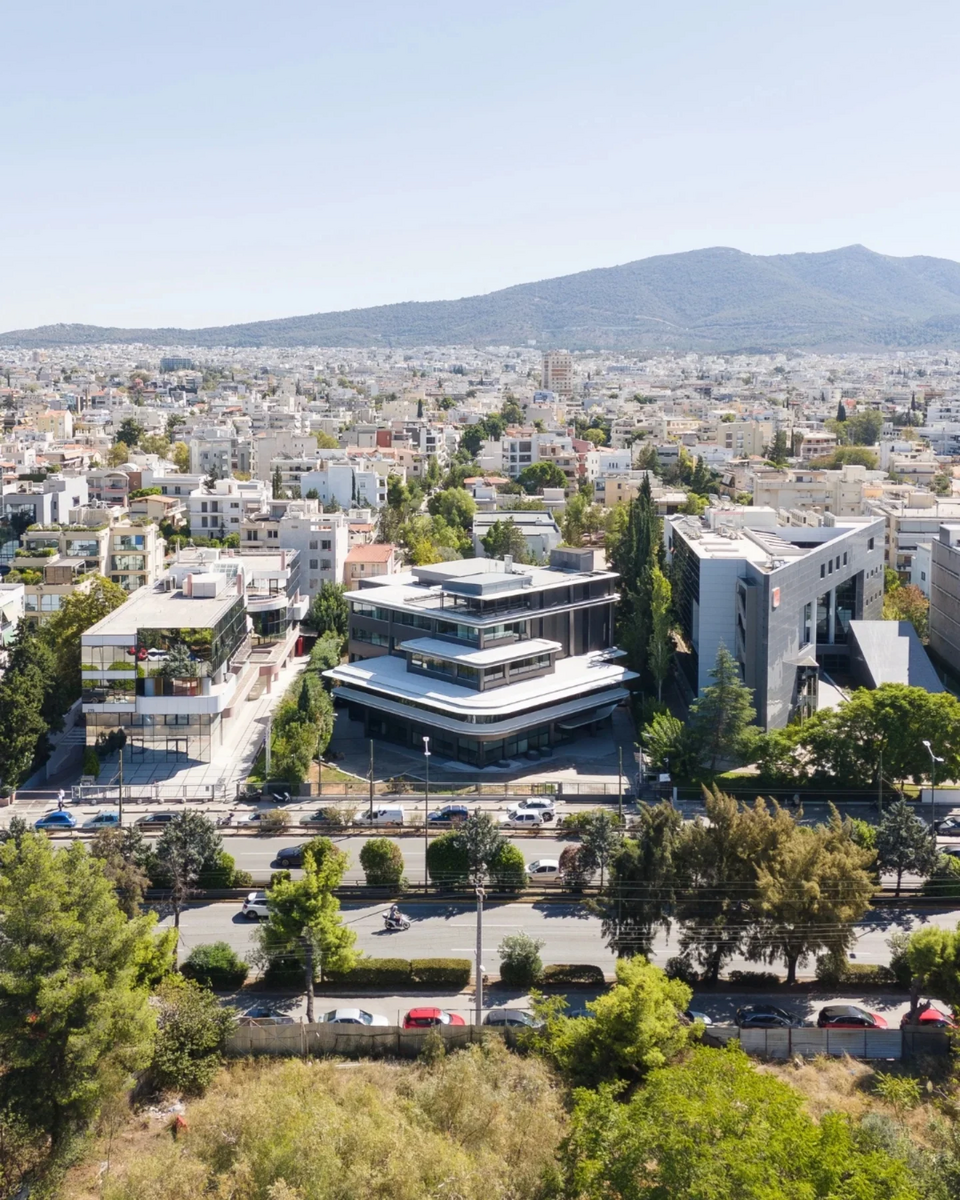 Το κτίριο επί της λεωφόρου Κηφισίας, φωτογραφημένο από ψηλά