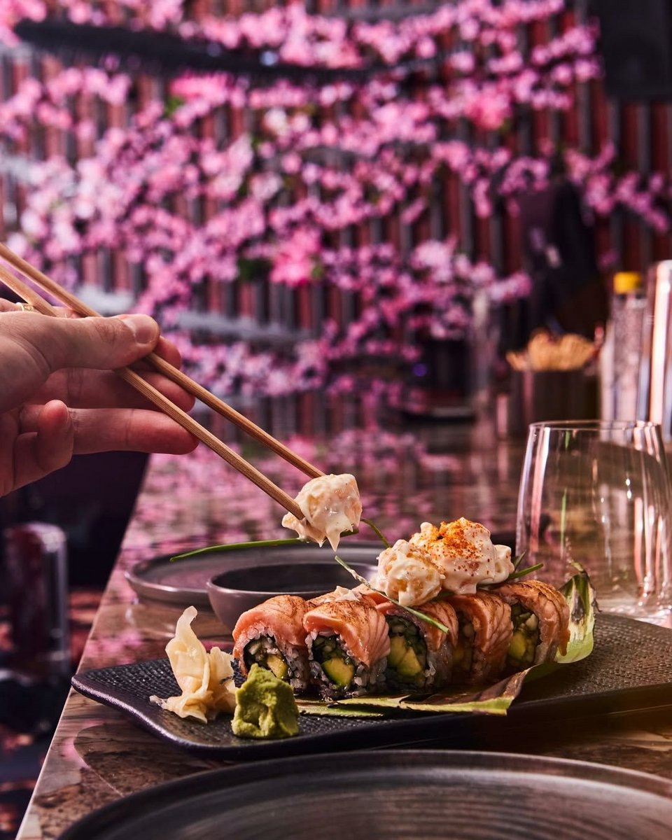 σούσι Izakaya εστιατόριο