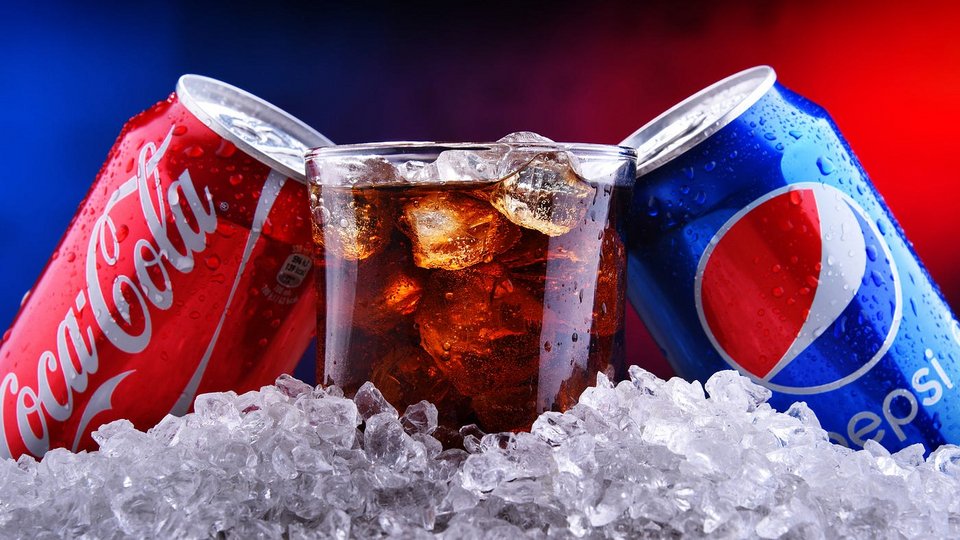 Η Coca Cola εξακολουθούσε να ξεπερνά σε πωλήσεις την Pepsi, αλλά το μερίδιο αγοράς της μειωνόταν, καθώς το μερίδιο της Pepsi αυξανόταν / WIKIPEDIA