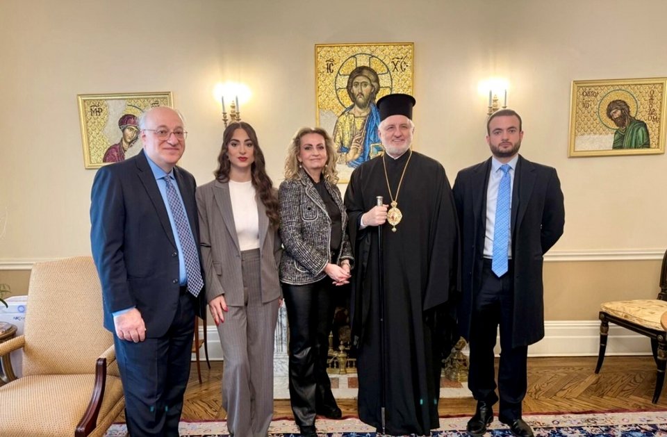 Δημήτρης Εφραίμογλου, Ουρανία Εφραίμογλου, Σοφία Κουνενάκη Εφραίμογλου, Αρχιεπίσκοπος Αμερικής κ. Ελπιδοφόρος, Λάζαρος Εφραίμογλου