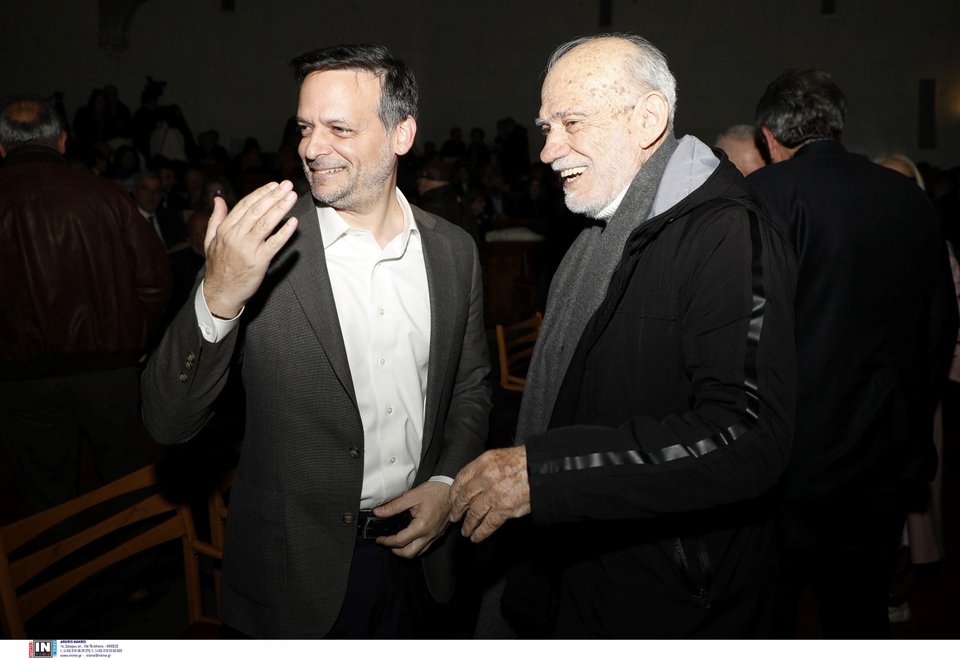 Ο δήμαρχος Αθηναίων Χάρης Δούκας και ο συγγραφέας και πρώην βουλευτής του ΠΑΣΟΚ Γιώργος Λιάνης