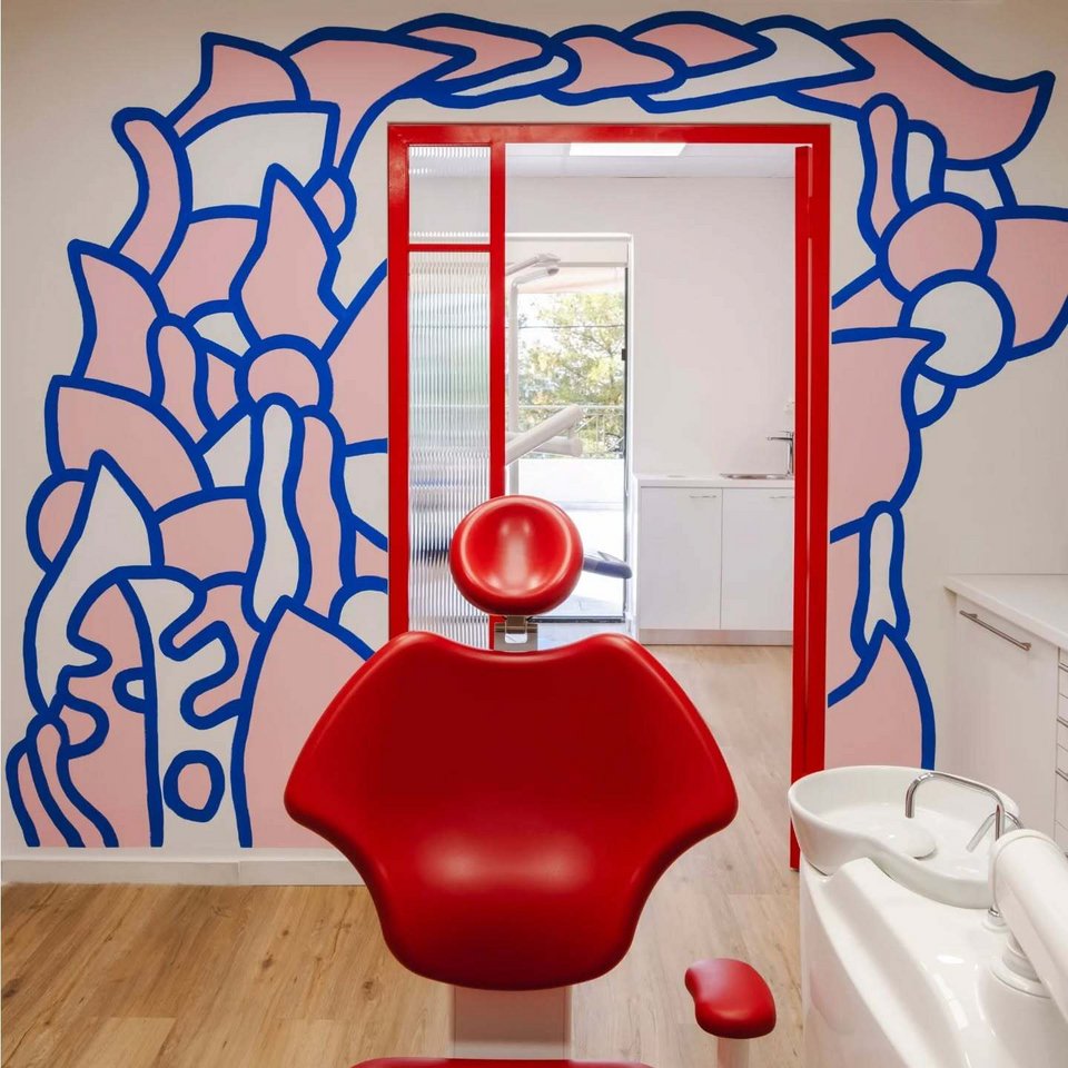 Dental Clinic στη Νέα Σμύρνη / Φωτογραφία: 9010design/Instagram