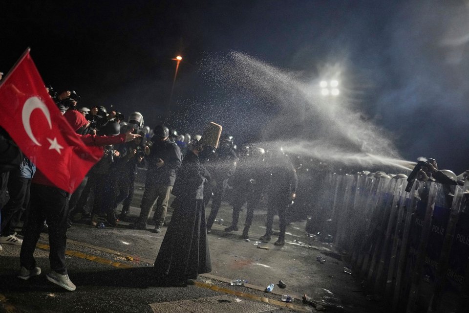 Διαδηλώσεις στην Τουρκία υπέρ του Εκρέμ Ιμάμογλου / Φωτογραφία: AP