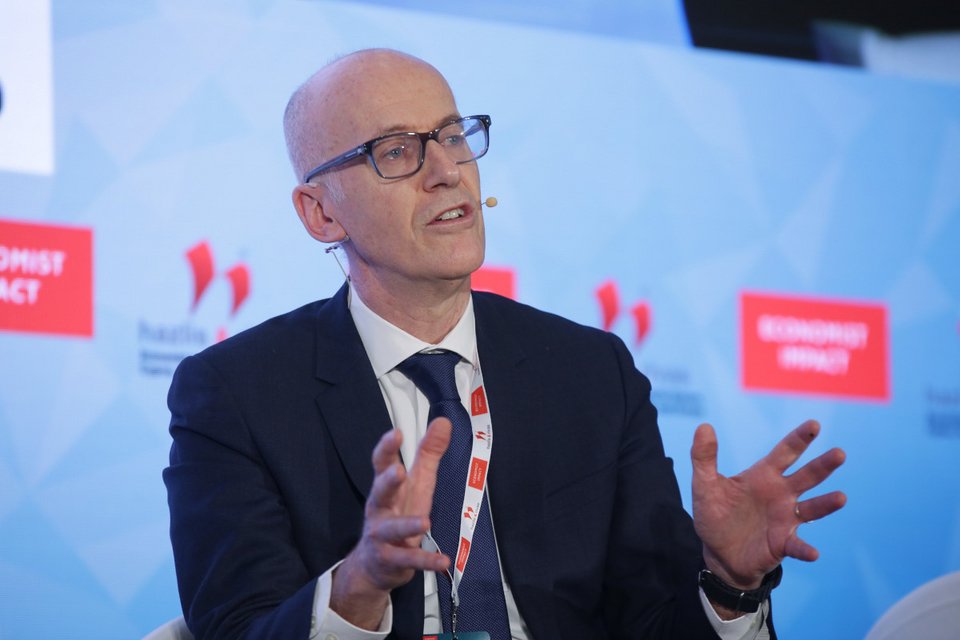 Ο Σίριλ Σίβερ, επικεφαλής για την κεντρική Ευρώπη της MSD, στο συνέδριο του Economist για τον καρκίνο / ΑΠΕ-ΜΠΕ