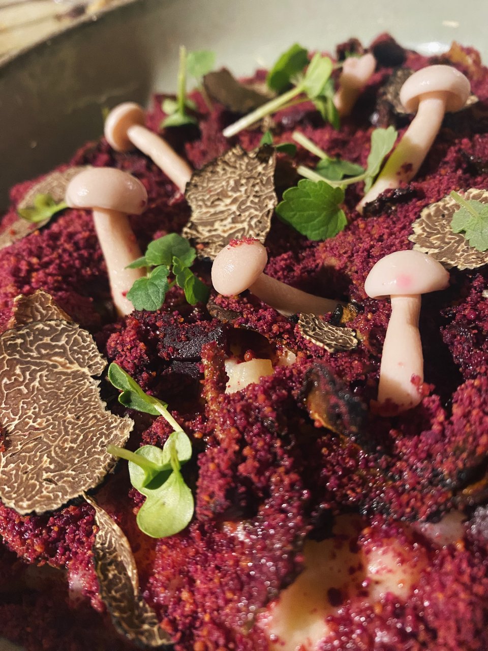 Το εικονικό ριζότο μανιταριών / Φωτογραφία: Μάνος Λειβαδάρος/iefimerida