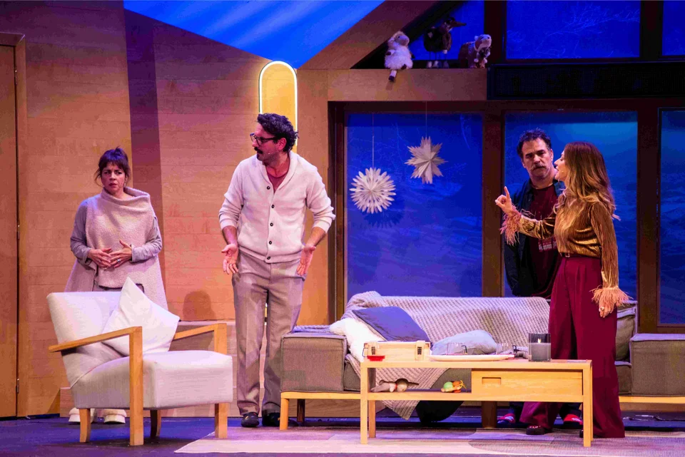 Λαπωνία με τους: Μελέτη Ηλία, Βίβιαν Κοντομάρη, Βάσω Λασκαράκη, Σπύρο Τσεκούρα