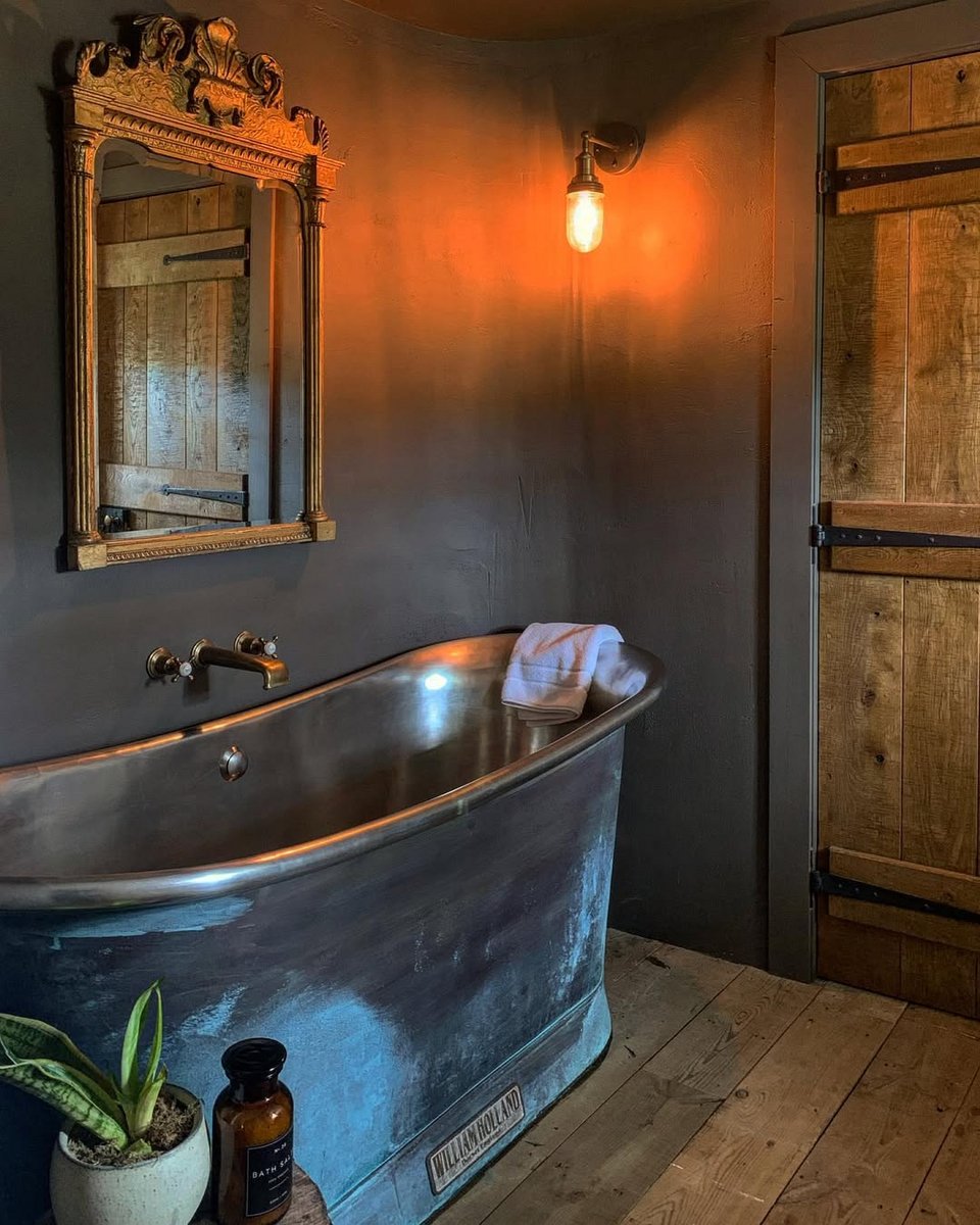 Η υπέροχη μπανιέρα