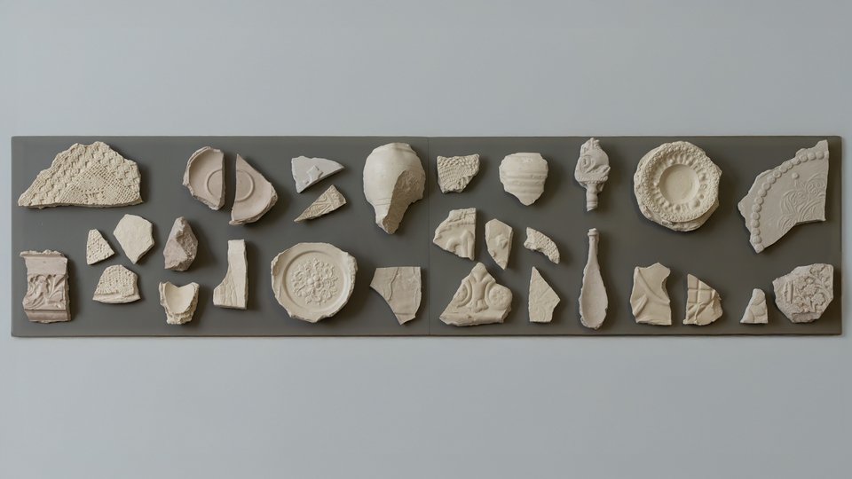 Η έκθεση της εικαστικού Αθηνάς Μισεγιάννη "Remnants" στο καφέ του Εθνικού Αρχαιολογικού Μουσείου Αθηνών