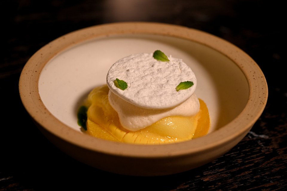 Σορμπέ πορτοκάλι με κρέμα αμυγδάλου