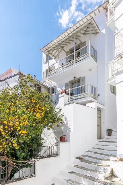 To Liviana House στη Σκόπελο συγκέντρωσε διθυραμβικά σχόλια στο TikTok