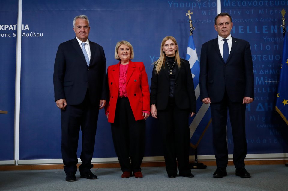 Τελετή παράδοσης παραλαβής υπουργείου Μετανάστευσης και Ασύλου: Μάκη Βορίδης, Σοφία Βούλτεψη, Σέβη Βολουδάκη και Νίκος Παναγιωτόπουλος