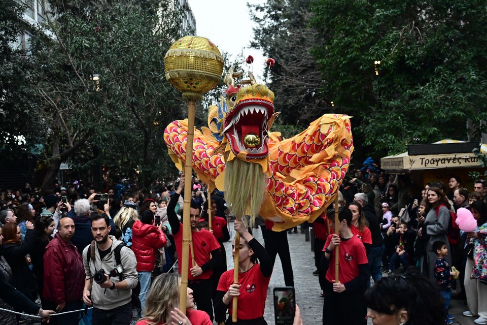 Ο δράκος του καρναβαλιού στην Αθήνα/Eurokinissi