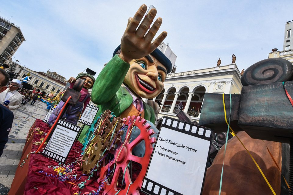 Στιγμιότυπο από την παρέλαση στο καρναβάλι της Πάτρας/Eurokinissi