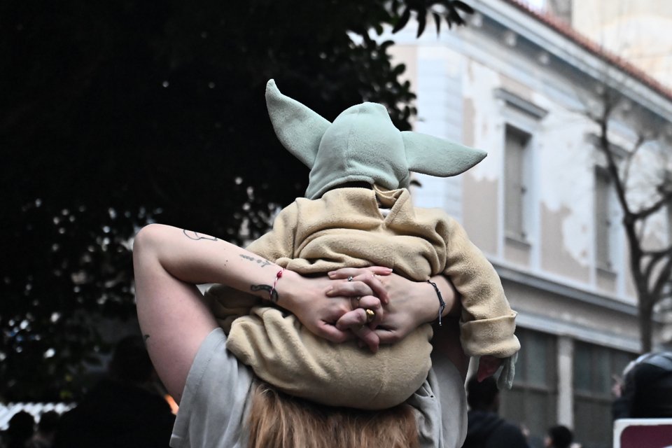 Μικρός καρναβαλιστής στην Αθήνα/Eurokinissi