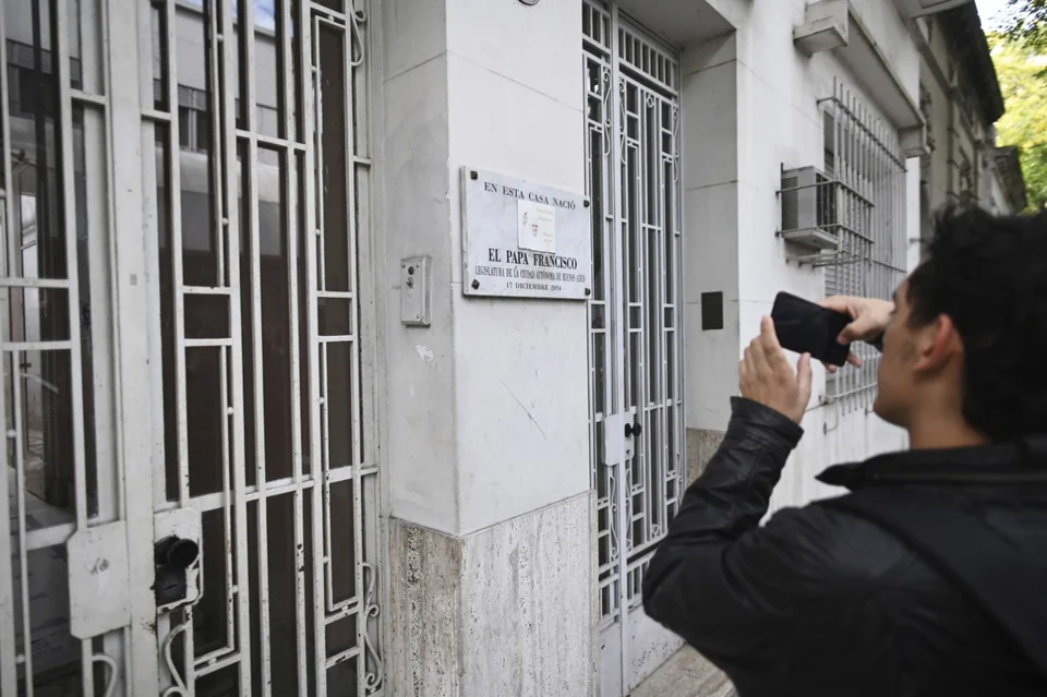 Το σπίτι που στο Μπουένος Άιρες που έκανε το πρώτα του βήματα ο Πάπας Φραγκίσκος