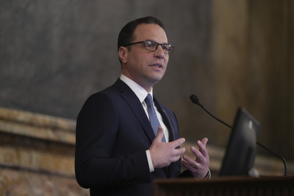 Ο δημοκρατικός κυβερνήτης της Πενσυλβάνια, Τζος Σαπίρο/AP