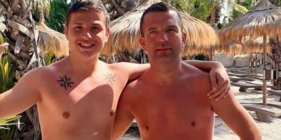 Αριστερά ο δεκαεννιάχρονος πατροκτόνος Μπόγιαν Πάνιτς δεξιά το θύμα, ο πατέρας του Σίμουν -Φωτογραφία: Facebook
